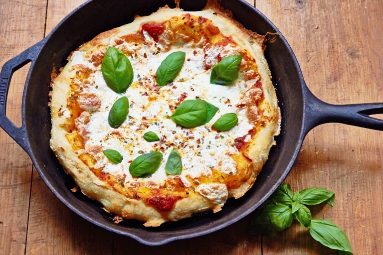Receita de Pizza de Frigideira sem Glúten