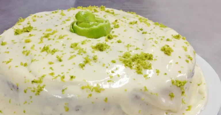 Bolo de Limão Simples e Fofinho