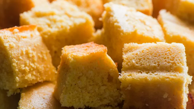 Bolo de Milho Cemoso