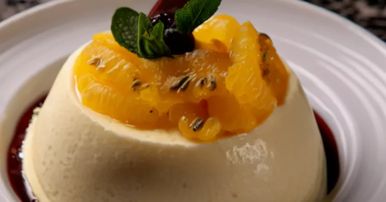 Foto da receita de Mousse de Maracujá com a Fruta
