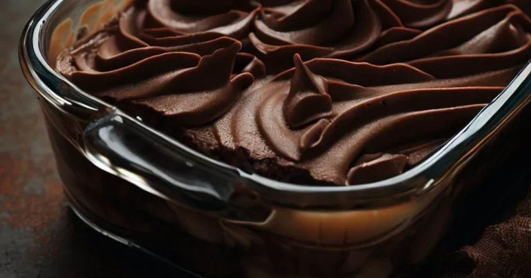 Pavê esplêndido de chocolate (sem fogo)
