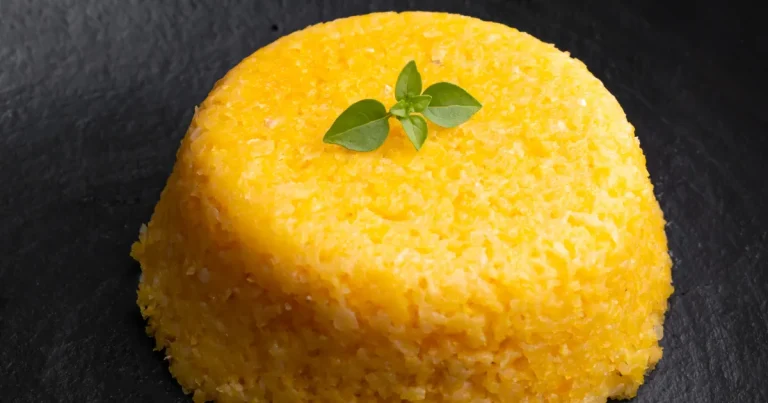 Cuscuz Nordestino com Queijo