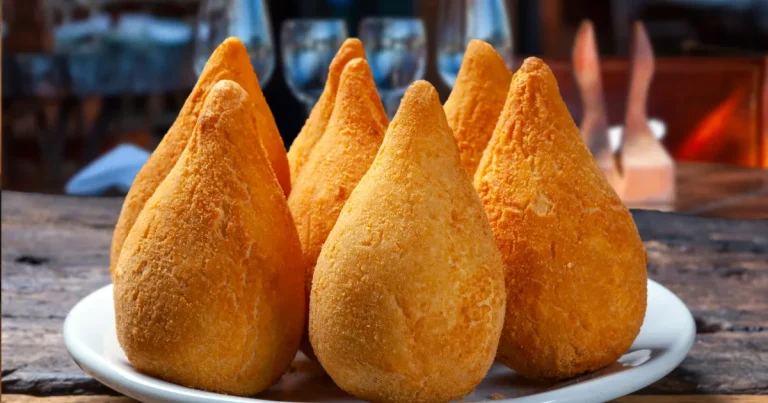 Coxinha com massa de Requeijão