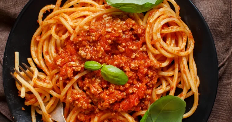 Macarrão com Carne Moída