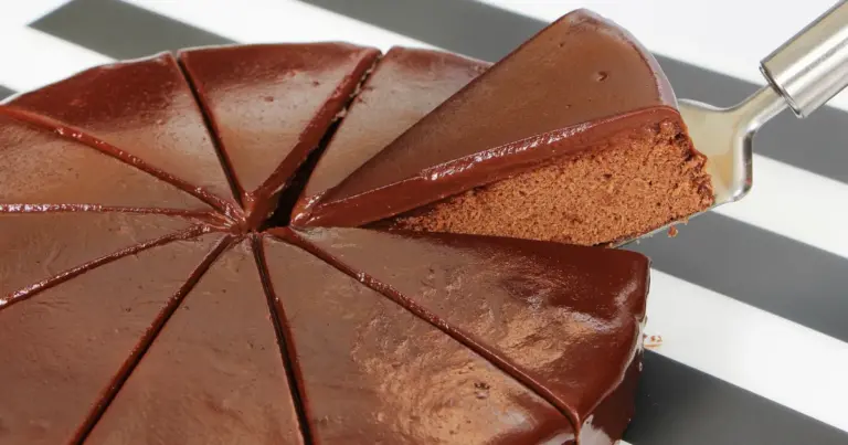 Bolo de Chocolate Fofinho de Liquidificador