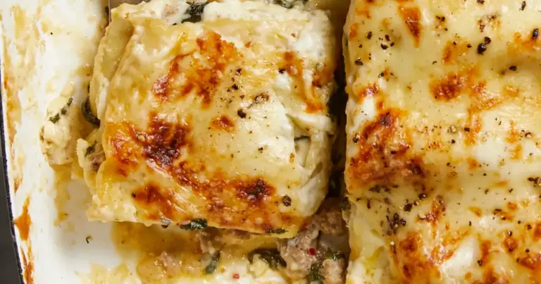 Lasanha de frango ao molho branco