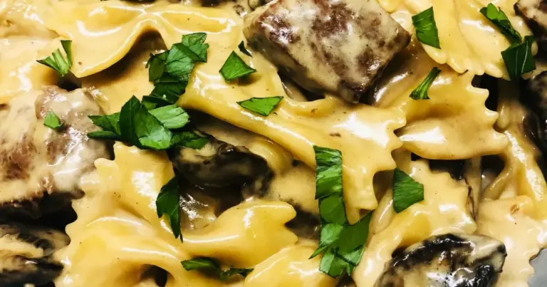 Linguine com filé-mignon e cogumelos