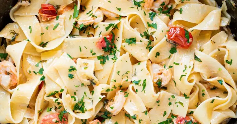 Pappardelle ao molho de camarão