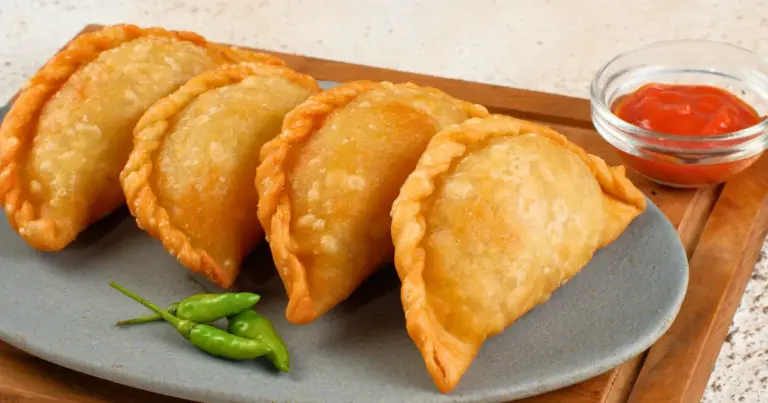 Pastel de presunto e queijo com apenas 4 ingredientes