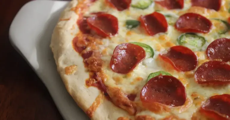 Receita de massa de pizza caseira rápida