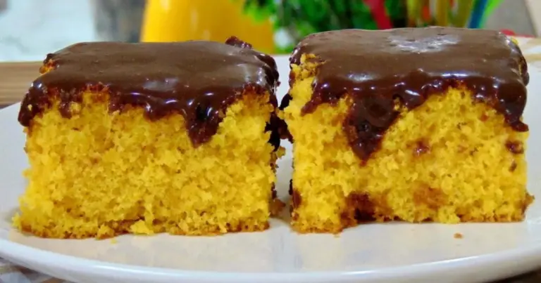 Bolo de cenoura com brigadeiro