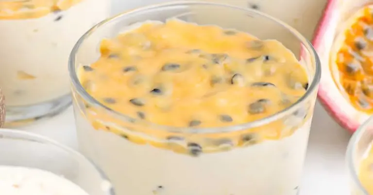 Mousse de maracujá feito em cinco minutos