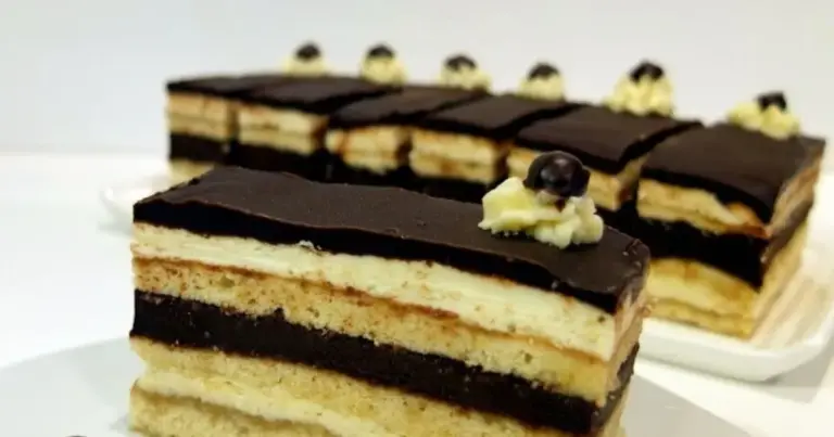 Torta ópera de araçá