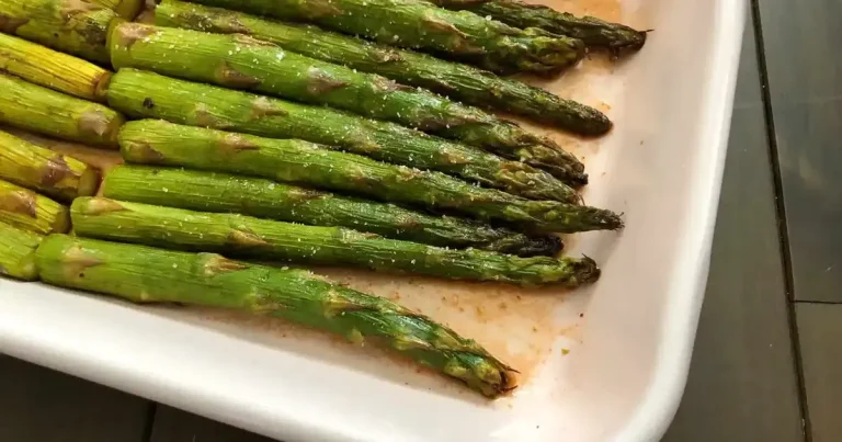 Foto da receita de Aspargos com Mel e Sriracha