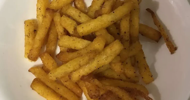 Foto da receita de Batatas Fritas de Polenta Cajun