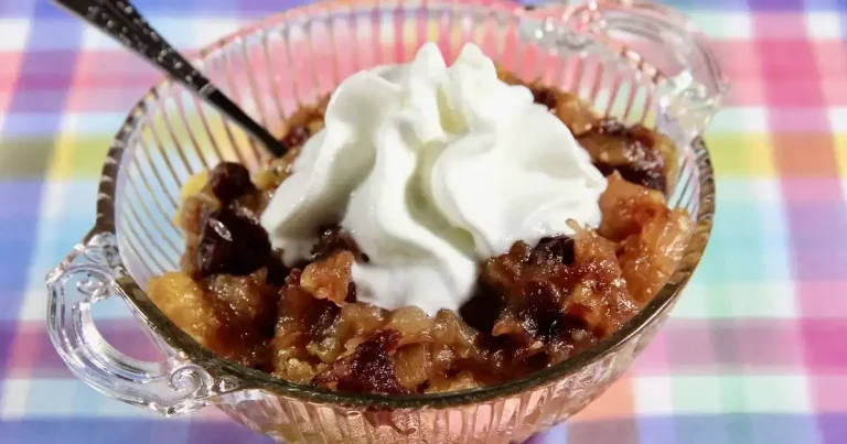 Foto da receita de Bolo de Abacaxi e Cranberry na Panela Elétrica