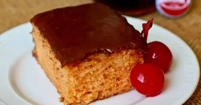 Foto da receita de Bolo de Cheerwine