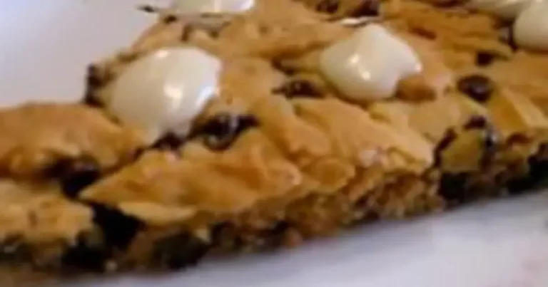 Foto da receita de Bolo de Cookie Gigante de Aniversário