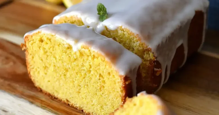 Foto da receita de Bolo de Iogurte Francês
