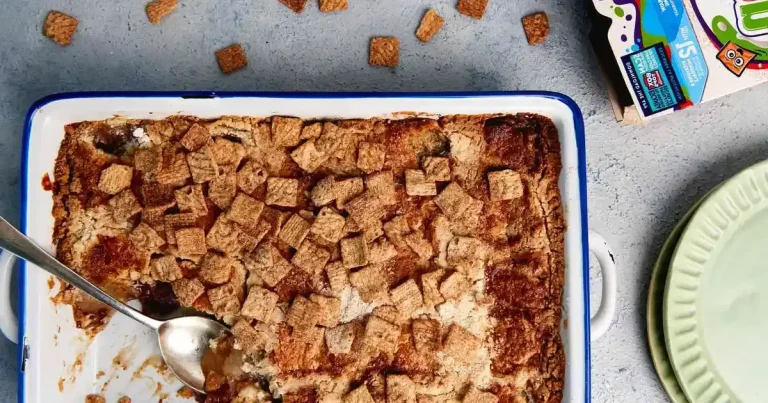 Foto da receita de Bolo de Maçã Despejado com Crocante de Canela