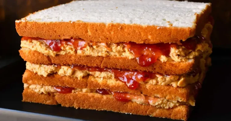 Foto da receita de Bolo de Manteiga de Amendoim e Geléia