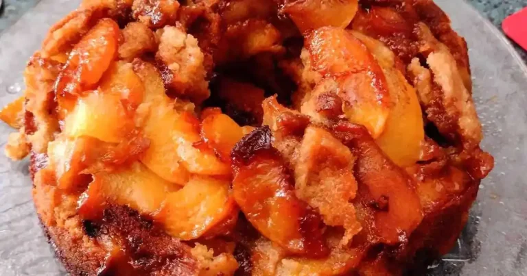 Foto da receita de Bolo de Pêssego com Cobertura Crumble