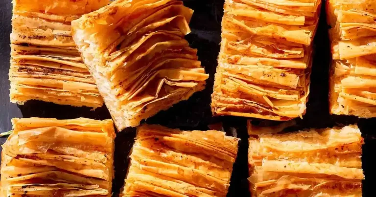 Foto da receita de Bolo Rachado de Manteiga Marrom