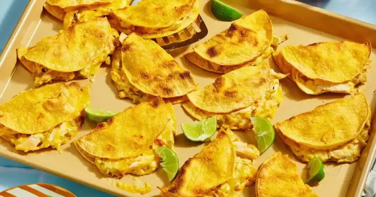 Foto da receita de Tacos de Frango King Ranch na Assadeira