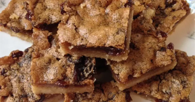 Foto da receita de Quadrados de Torta de Manteiga com Passas