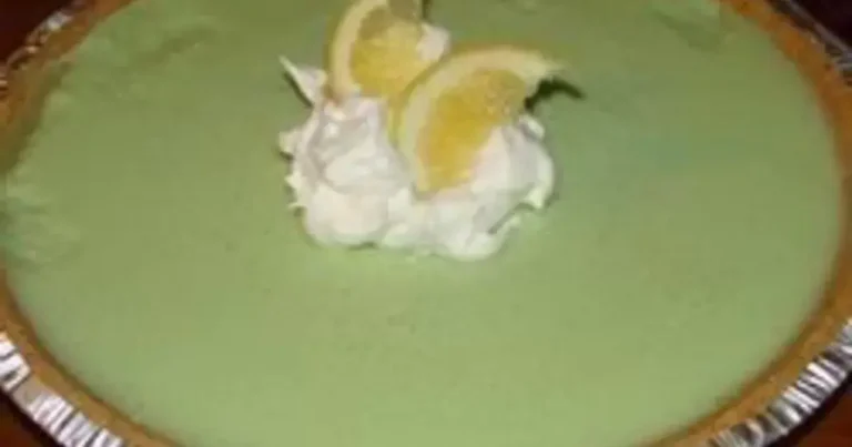 Foto da receita de Torta Chiffon de Limão e Lima Sem Assar