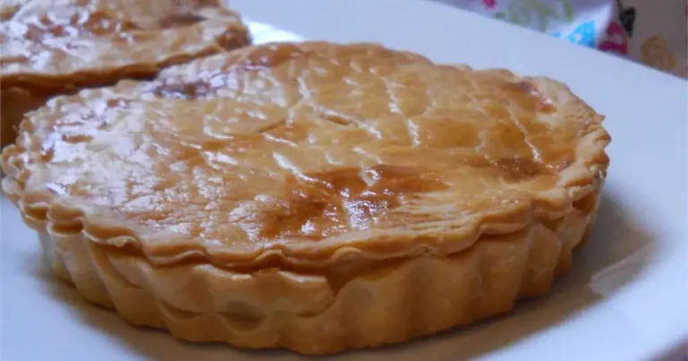 Foto da receita de Torta de Batata com Duas Crostas