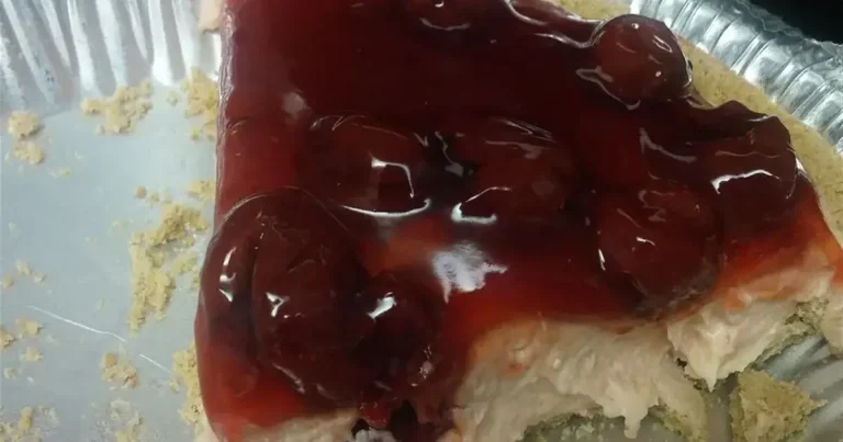 Foto da receita de Torta de Creme de Cereja