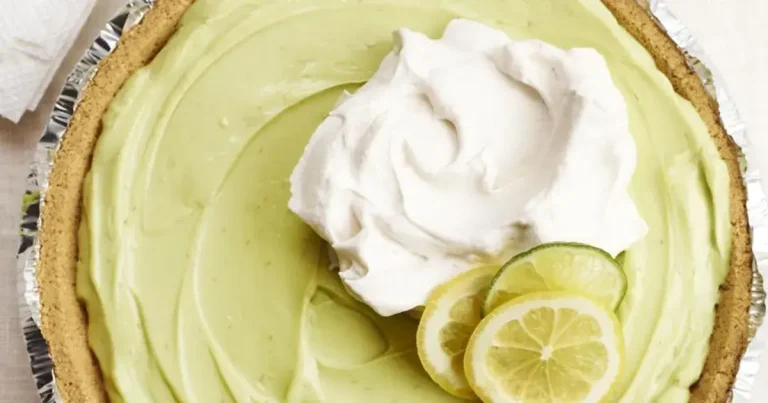 Foto da receita de Torta de Limão, Lima e Abacate