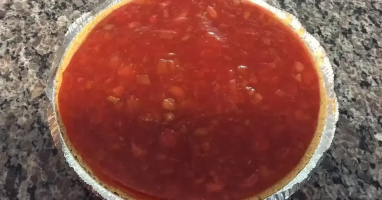 Foto da receita de Torta de Morango e Ruibarbo Fresco