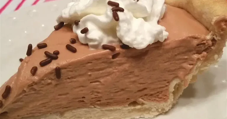 Foto da receita de Torta de Mousse de Chocolate Cremosa
