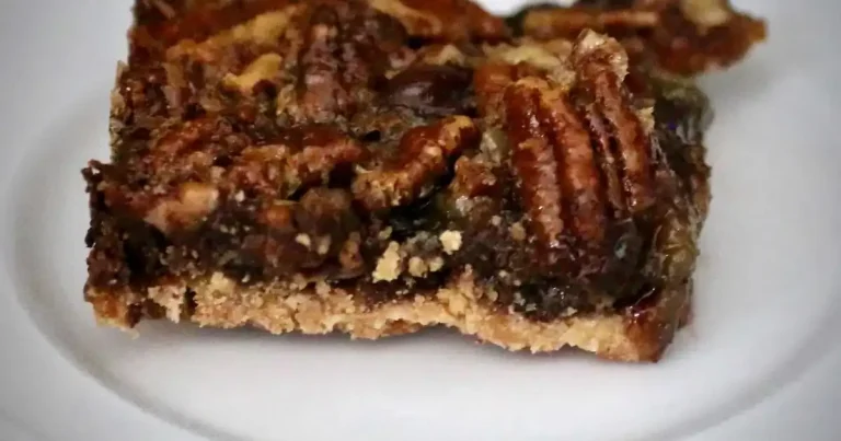 Foto da receita de Barrinhas de Torta de Chocolate com Nozes Pecan