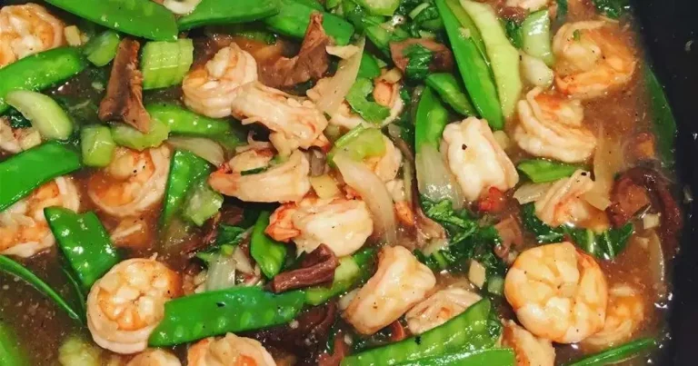 Foto da receita de Camarão Salteado com Ervilhas-Tortas e Gengibre