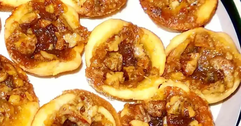 Foto da receita de Mini Tortas de Noz-Pecã