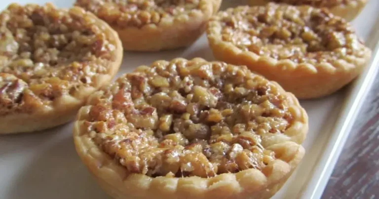 Foto da receita de Mini Tortas de Noz-Pecã