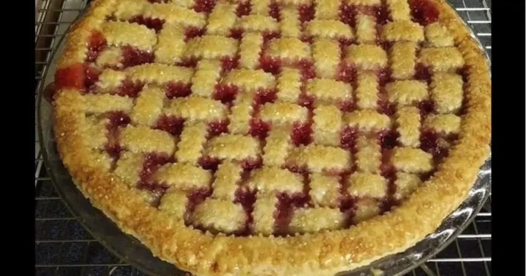 Foto da receita de Torta de Cereja e Framboesa