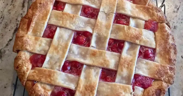 Foto da receita de Torta de Cereja Fresca Assada