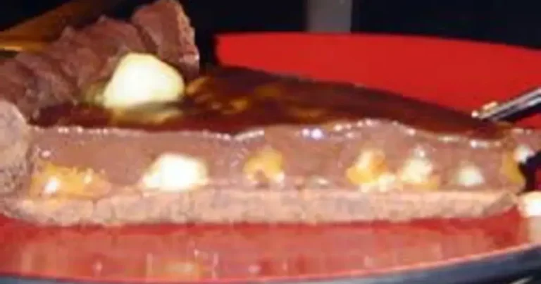 Foto da receita de Torta de Chocolate com Nozes de Macadâmia