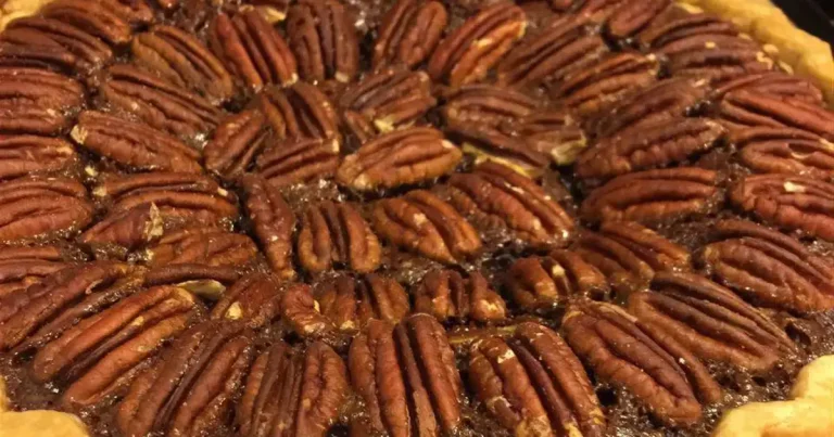 Foto da receita de Torta de Chocolate com Nozes Pecan