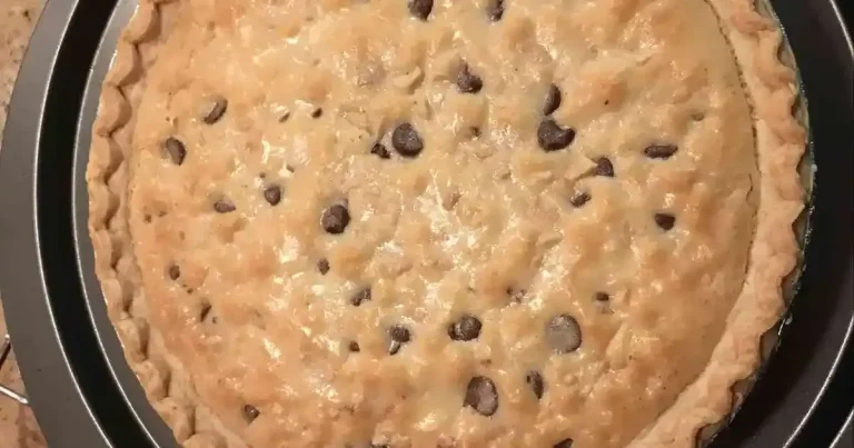 Foto da receita de Torta de Cookies de Chocolate com Amendoim