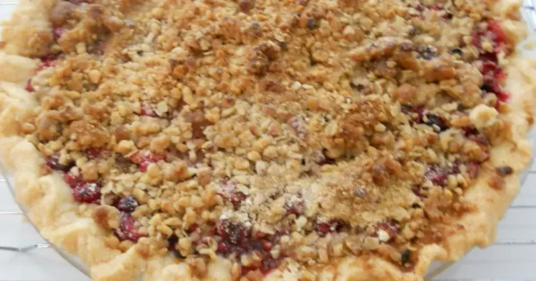 Foto da receita de Torta de Cranberry com Farofa