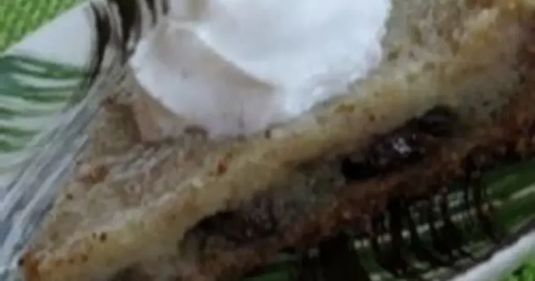 Foto da receita de Torta de Creme Azedo com Passas