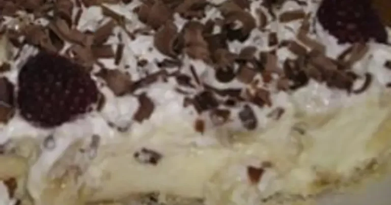 Foto da receita de Torta de Creme Bavário de Baunilha