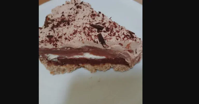 Foto da receita de Torta de Creme de Chocolate Triplo