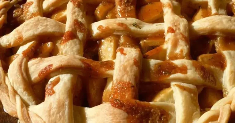 Foto da receita de Torta de Maçã com Alecrim e Tomilho