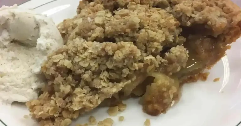 Foto da receita de Torta de Maçã em Camada com Cobertura Crocante